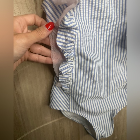 RUFFLE BUTTS VGUC Seersucker Waterfall One Piece Swimsuit size 8 - Picture 7 of 12